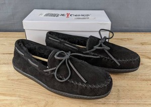 lot 93F image: New Minnetonka Sheepskin Hardsole Slipper Mens Size 12 Black N