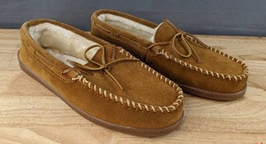 lot 117F image: Minnetonka Pile Lined Hardsole Slipper Mens Size 13M Brown N