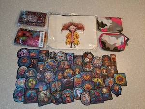 lot 403 image: New Large Flowered Bags Zippered Pouches Stain Glass Stickers 50 Total P