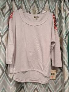 lot 429 image: New Eye Shadow Clothing Long Sleeve Sweatshirt with Beaded Shoulders Light Gray Womens Size XL P