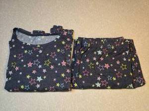 lot 431 image: New Womens 2 Piece Pajama Set Blue Stars Pink Yellow White Size XL P