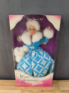 lot 51 image: Special Edition Mattel Barbie Winter Renaissance 1996 M