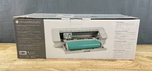 lot 10 image: Brand New Silhouette Cameo 4 with Bluetooth 12x12 Cutting Mat Autoblade 100 Designs and Silhouette Studio Software - White $189 Retail O