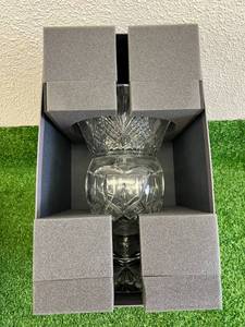 lot 107 image: Waterford Crystal&nbspWS Fitzwilliam Thistle Vase