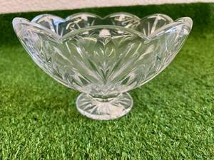 lot 174 image: Waterford Crystal 8 Canterbury Bowl