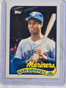 lot 100 image: Ken Griffey Jr. Rookie 1989 Topps Traded #41T - Seattle Mariners