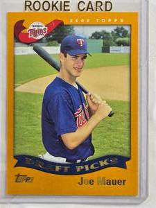 lot 102 image: Joe Mauer Rookie 2002 Topps #622 - Minnesota Twins