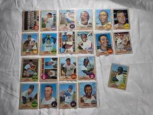 lot 183 image: Lot of 21 High Number Topps 1968 Vintage Baseball Cards