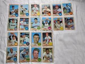 lot 189 image: Lot of 20 Topps 1968 Vintage Baseball Cards