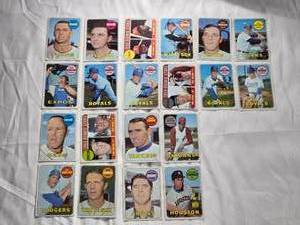 lot 193 image: Lot of 20 Topps 1969 Vintage Baseball Cards