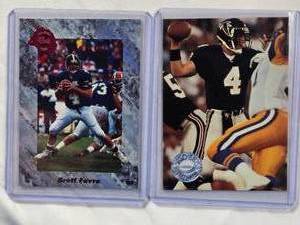 lot 277 image: Lot of 2 Brett Favre Rookie Cards 1991 NFL Pro Set #290 & 1991 Classic Draft Picks #129