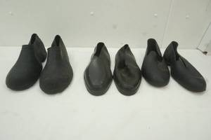 lot 263 image: Tingley rubbers