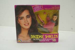 lot 283 image: Brooke Shields doll
