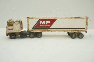 lot 293 image: Massey Ferguson tractor trailer