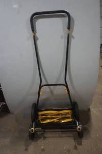 lot 7 image: yard works Reel Mower