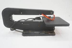 lot 36 image: Craftsman scroll saw