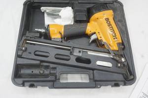 lot 37 image: Bostitch nailer