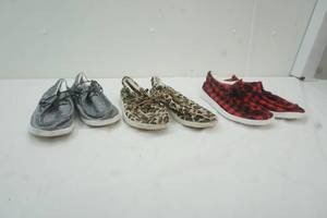 lot 60 image: Outwoods shoes