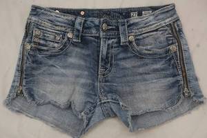 lot 61 image: Miss Me shorts