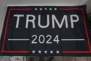 lot 79 image: Trump 2024 flag