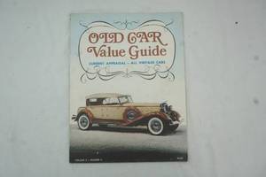 lot 86 image: Old Car Value Guide