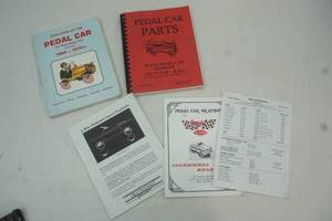 lot 98 image: pedal car guide books