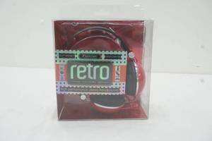 lot 102 image: headphones
