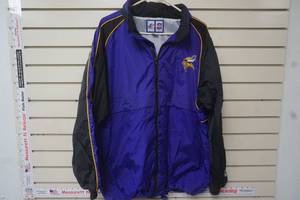 lot 125 image: Viking warm-up jacket
