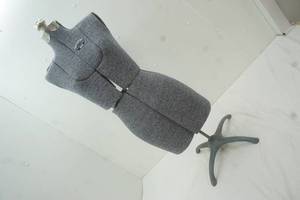 lot 171 image: Dress form