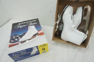 lot 173 image: Ice skates - size 8