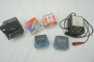 lot 176 image: Auto parts, gauges, thermostat, etc.