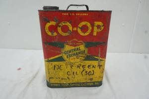 lot 182 image: Co-op Farmers Union 2 gallon can