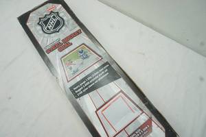 lot 197 image: Steel hockey goal