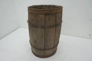 lot 203 image: Wooden barrel