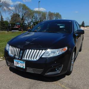 lot 3 image: 2009 Lincoln MKS Sedan AWD