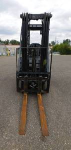 lot 18 image: 2012 Toyota 8FGCU18 LP Forklift
