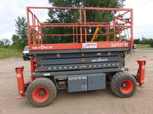 lot 2 image: 2014 SkyJack SJ7127  Rough Terrain 4WD Scissor Lift