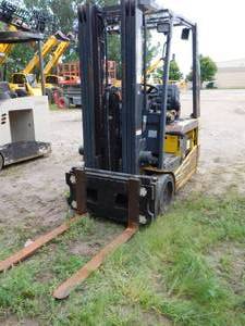 lot 23 image: TCM  FTB15 - A1 Electric Fork Lift - For Parts or Repair