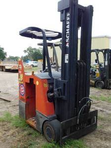 lot 26 image: Schaeff Stand up Electric Counter Balance Forklift - For Parts Only