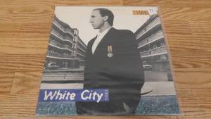 lot 71 image: Pete Townsend - White City A Novel - 1985 - Vinyl LP