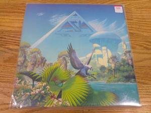 lot 123 image: ASIA-ALPHA-1983-Vinyl LP