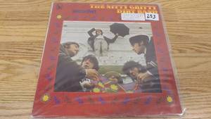 lot 253 image: Ricochet-The Nitty Gritty Dirt Band-1967-Vinyl LP