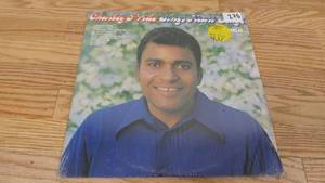 lot 275 image: Charley Pride-Sings Heart Songs-1971-Vinyl LP