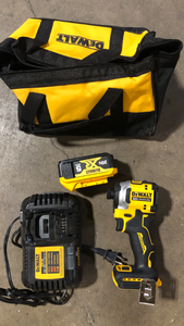 DEWALT ATOMIC 20V MAX Lithium-Ion Cordless 14 in. Brushless Impact Driver Kit, 5 Ah Battery, Charger, and Bag   Customer Returns See Pictures