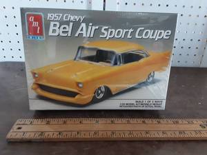 lot 22 image: Ertl 1957 Bel Air Sport Coupe Model Kit (Unopened)