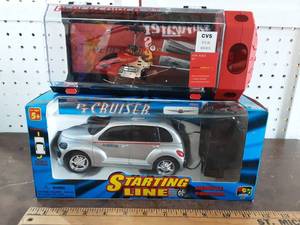 lot 32 image: Black Spider Tactical Wireless Helicopter & Remote Control PT Cruiser