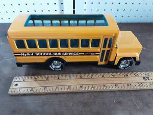 lot 33 image: Nylint Metal Muscle School Bus