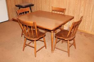 Heywood-Wakefield Maple Dining Set