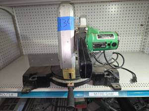 lot 139 image: Hitachi 10 Mitre Saw, corded.