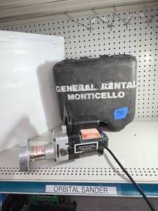 lot 141 image: Crain Toe-kick Saw Model 795 with case.
